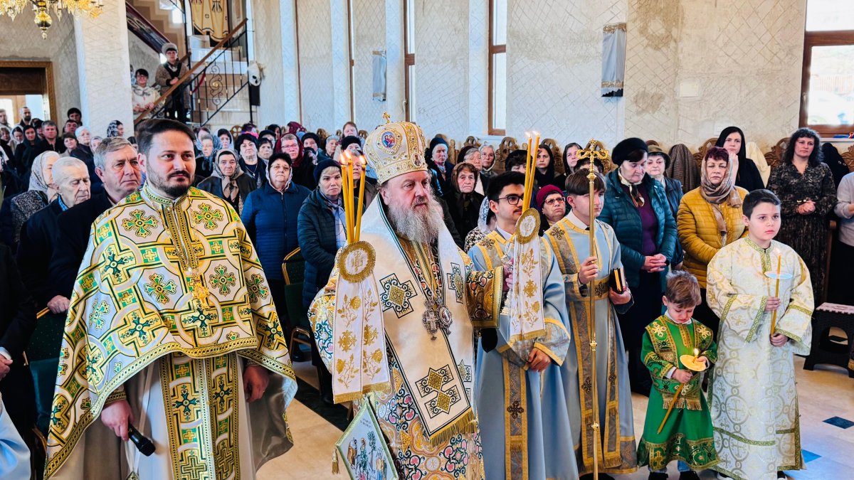 Intrarea Domnului în Ierusalim, prăznuită într‑o biserică prahoveană