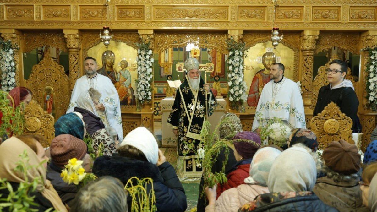 Popas de slujire și binecuvântare la o biserică din Craiova