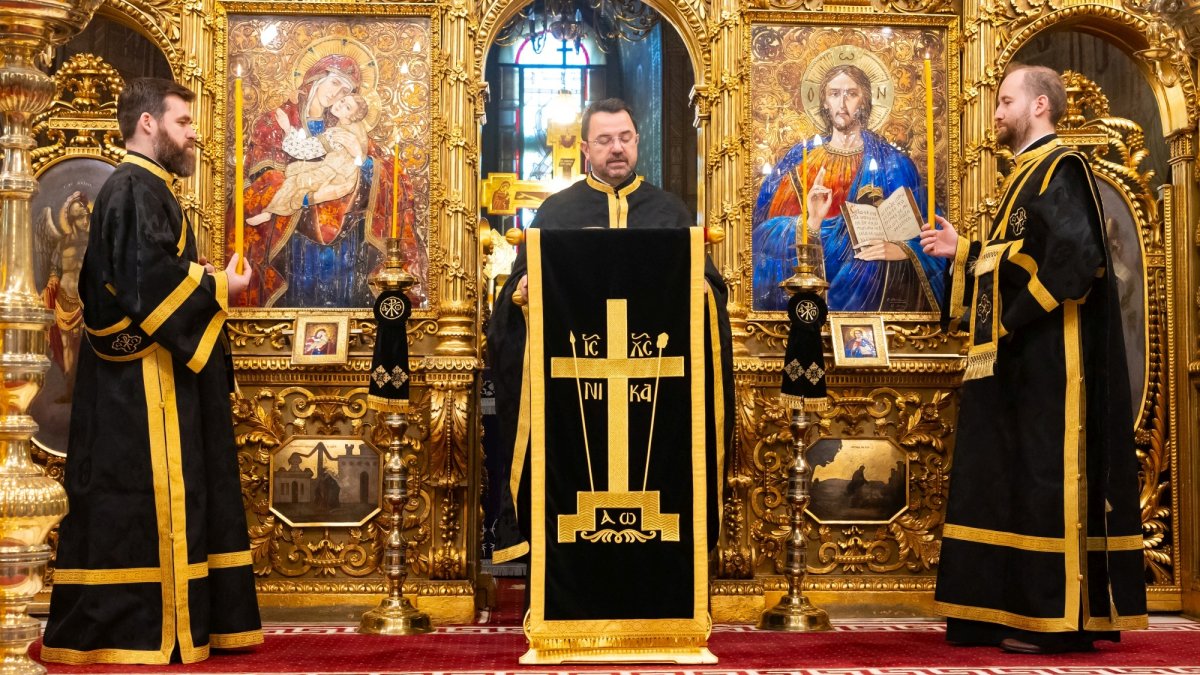 Denia din Sfânta și Marea Miercuri la Catedrala Patriarhală