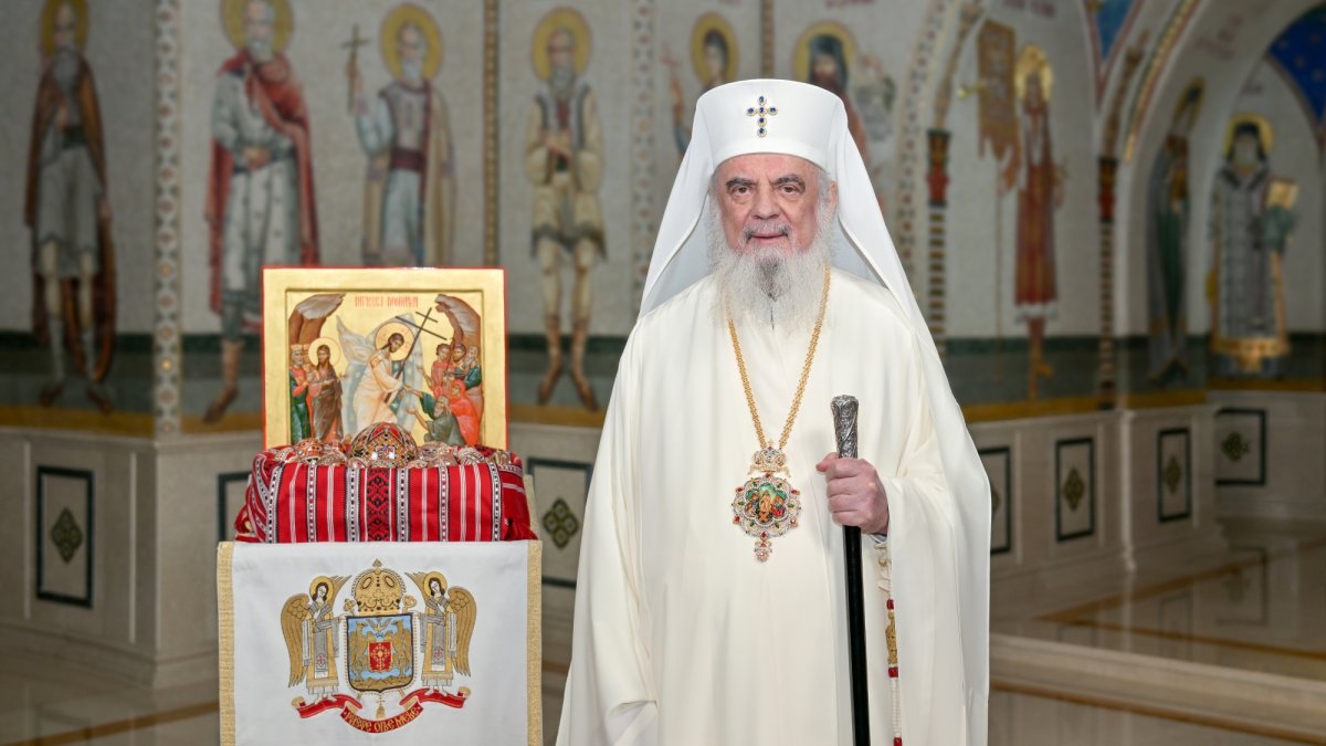 Să arătăm bucuria Învierii şi să ne rugăm  pentru pace în lume!