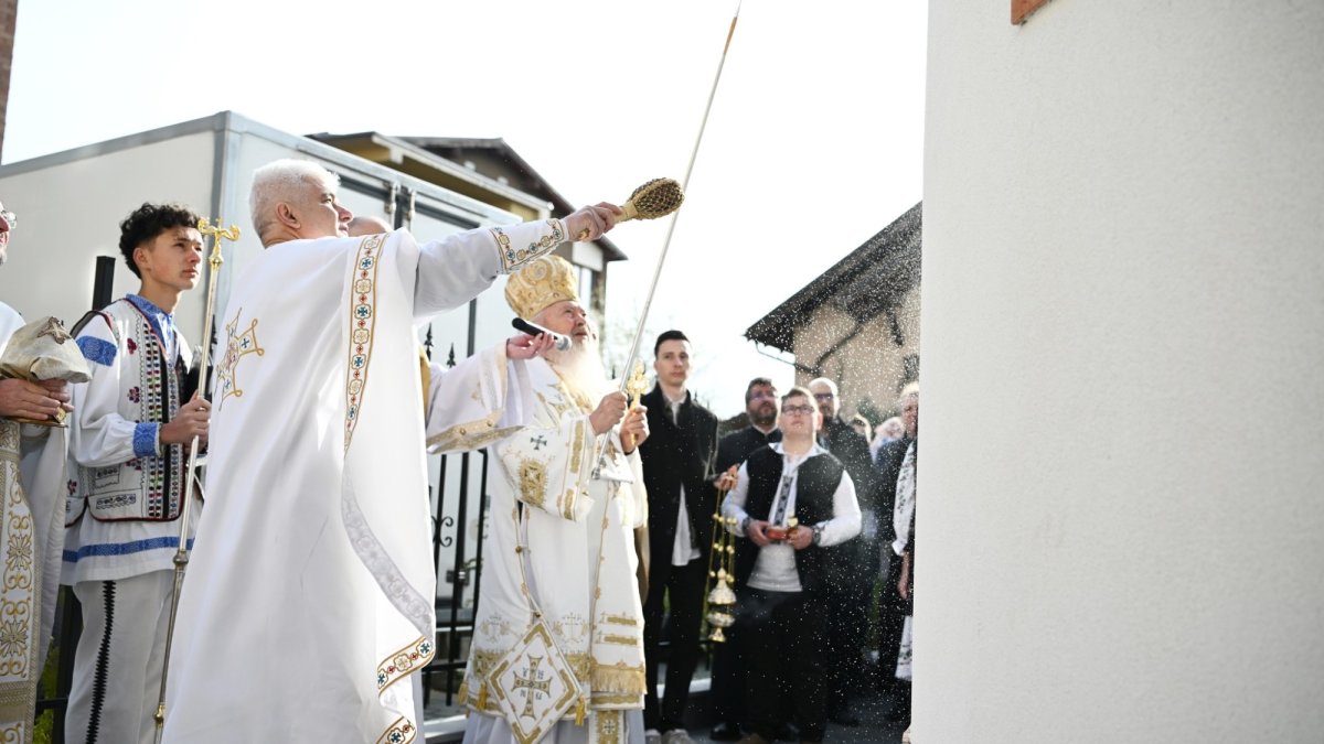 Sfințirea Bisericii „Sfântul Apostol și Evanghelist Marcu” din Florești