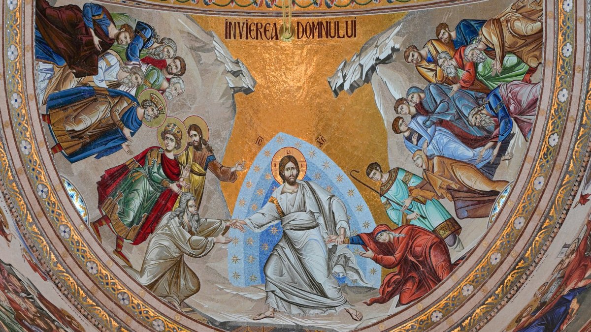 Slăvim Învierea  lui Hristos „cea dătătoare de viață”