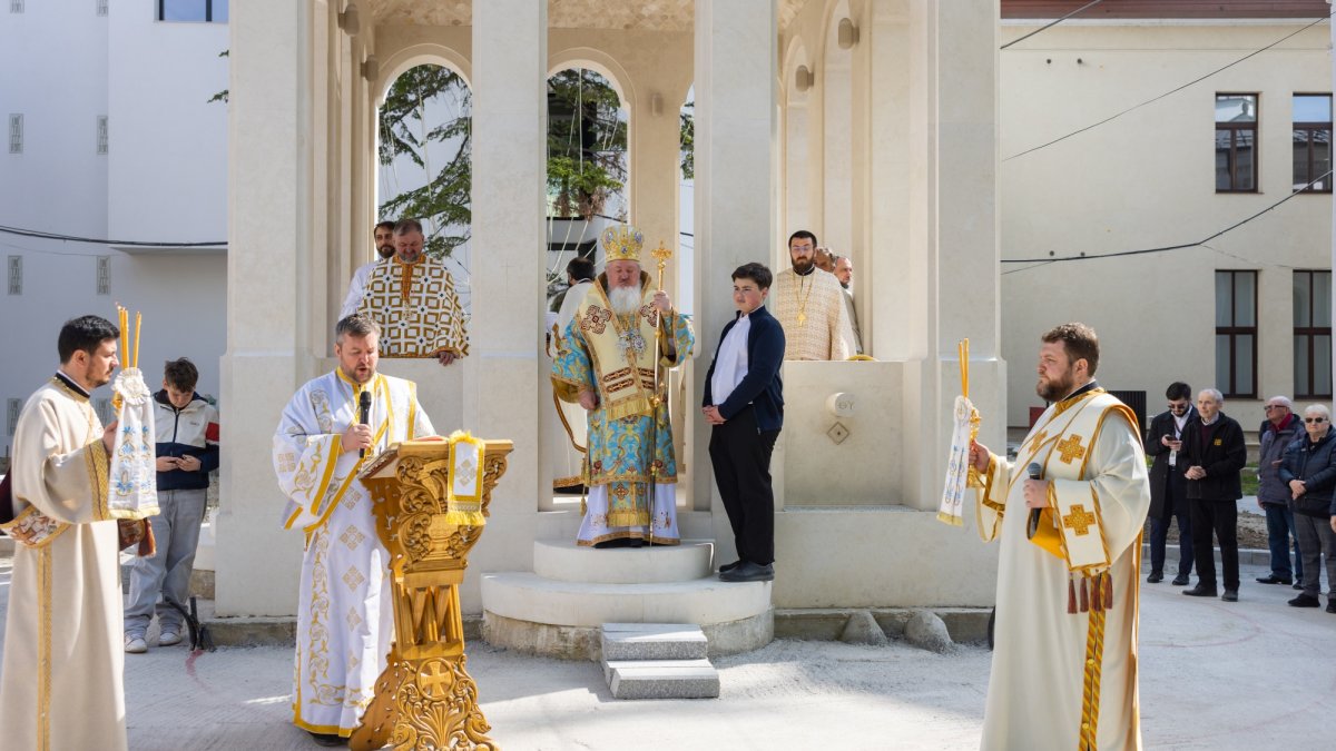 Înnoire de hram la Biserica Mavrogheni din Capitală