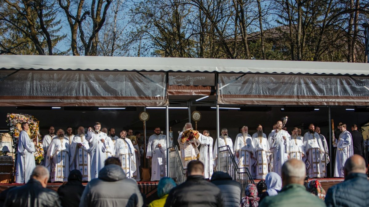 Duminica a 2‑a după Paști la Catedrala Arhiepiscopală din Suceava