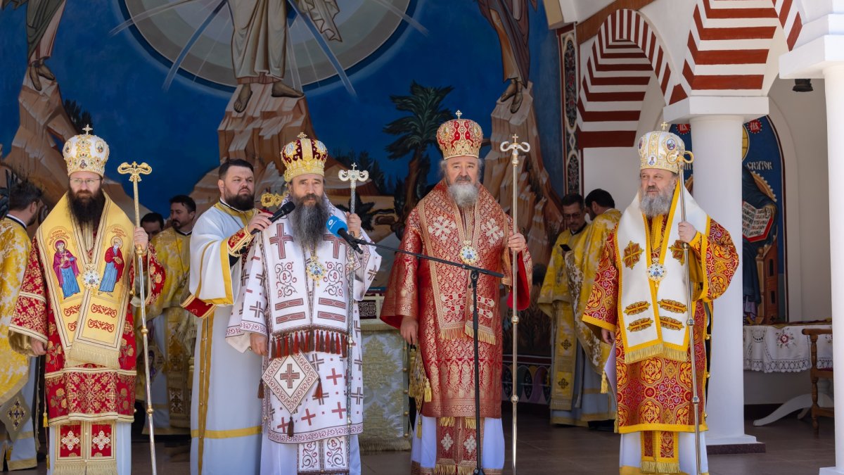 Prinos de laudă Sfântului Gheorghe, în prezența moaștelor sale 