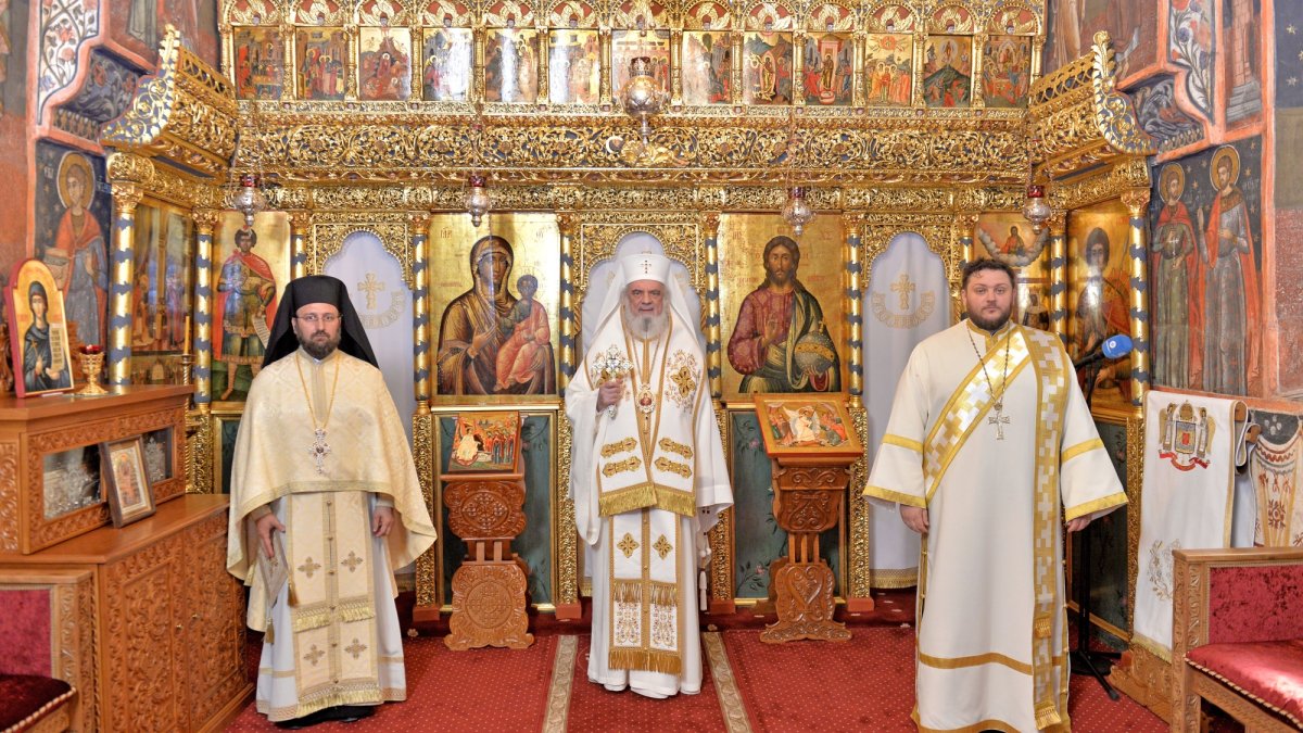 „Femeile Mironosițe sunt modele de curaj, credință și evlavie în Biserică”