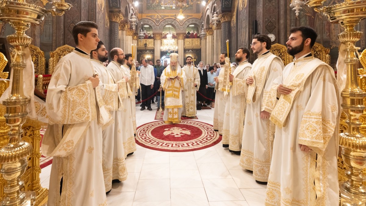 Grupul psaltic de fete „Sfânta Muceniţă Tatiana diaconiţa” la Catedrala Patriarhală