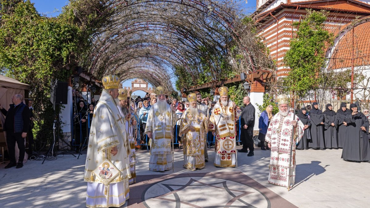 Hramul Mănăstirii Pantocrator din Drăgăneşti‑Vlaşca