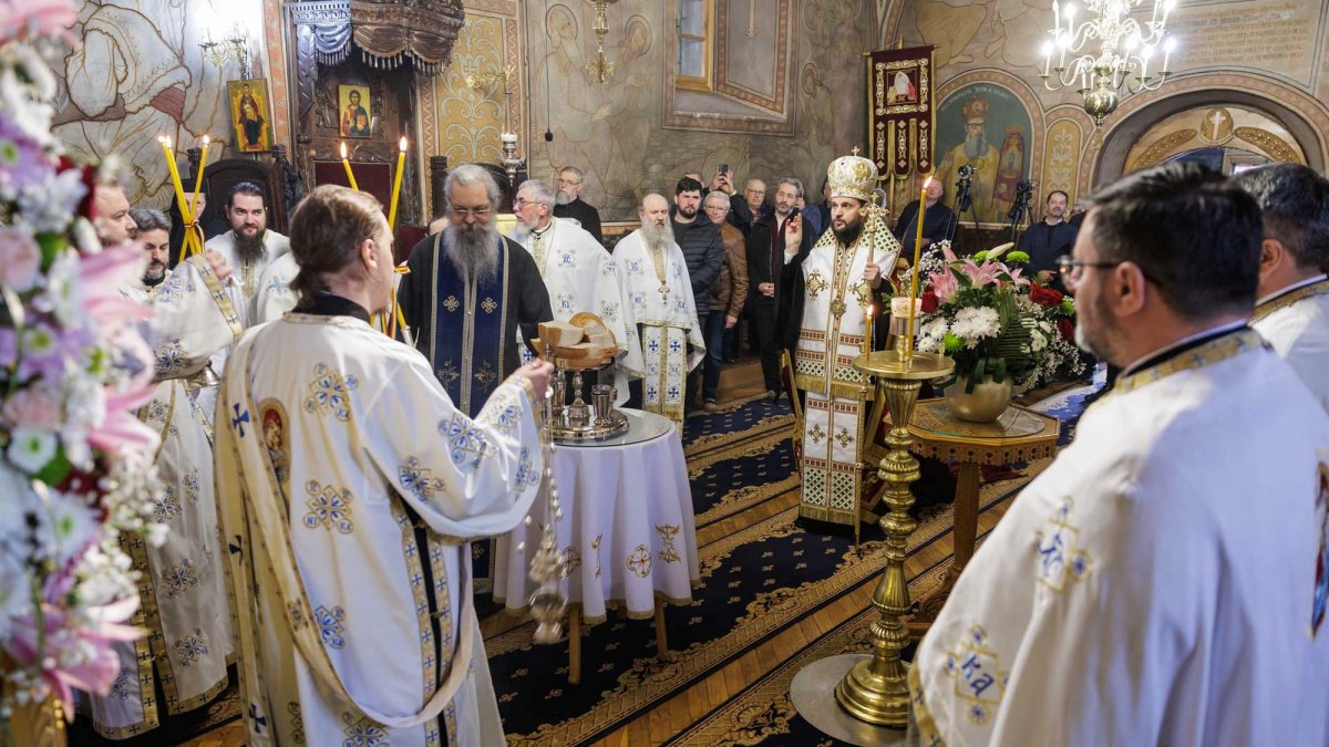 Priveghere la Mănăstirea Durău, în ajunul proclamării locale a canonizării Sfintei Mavra