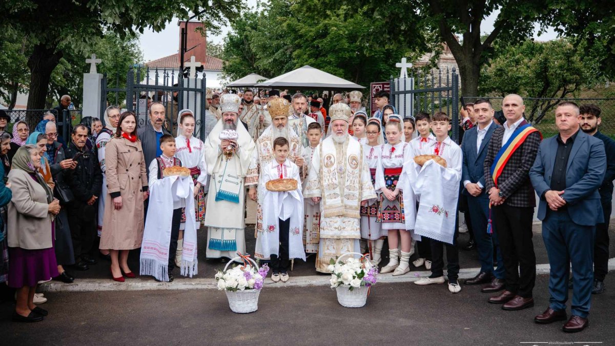 Resfințirea Bisericii „Sfântul Mare Mucenic Gheorghe” din Isaccea, Tulcea