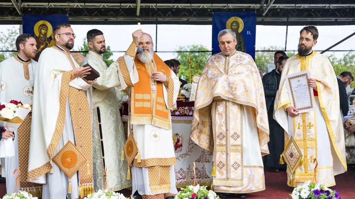 Sfințirea bisericii din Parohia Novaci, Vaslui