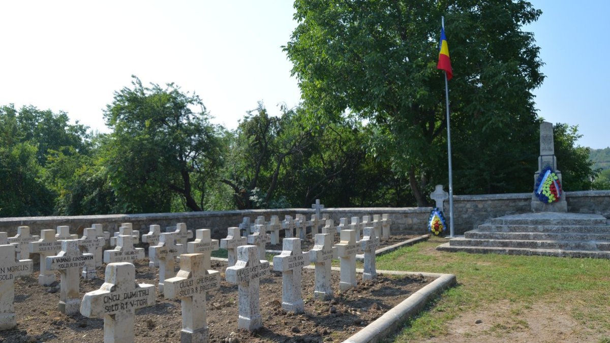 Eroii neamului, modele pentru elevii de astăzi