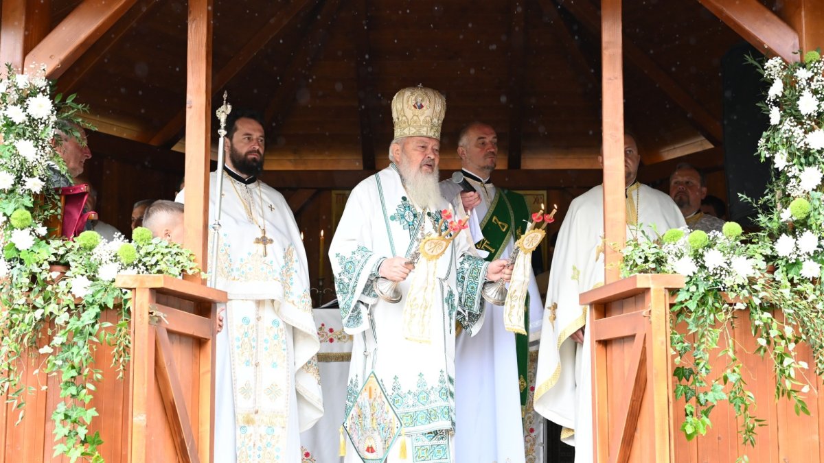 Sfințirea Altarului de vară din filia Fiad, Protopopiatul Năsăud