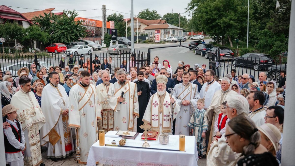 Sfințirea picturii Bisericii „Adormirea Maicii Domnului” din Tulcea