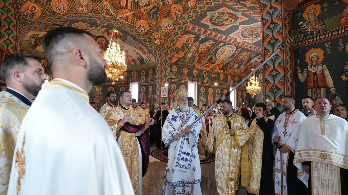Târnosirea bisericii Parohiei „Sfântul Cuvios Dimitrie cel Nou” din Fundata, județul Călărași