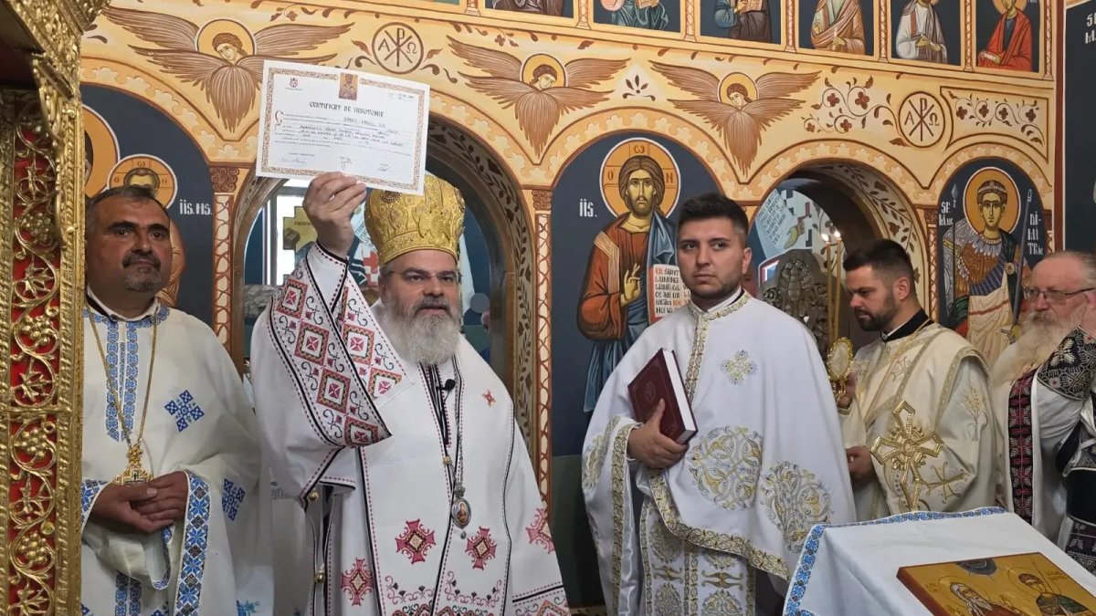 Hirotonie la Parohia Coșești din judeţul Vaslui
