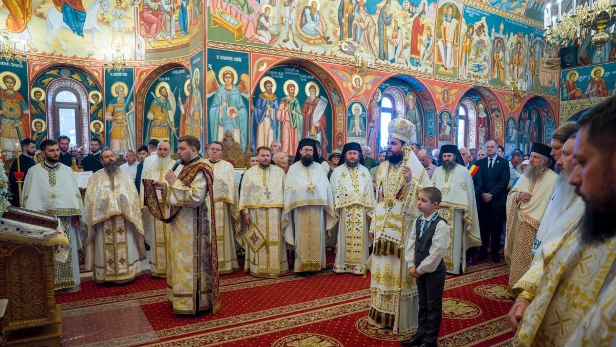 Sfințirea picturii bisericii istorice a Mănăstirii Calapodești