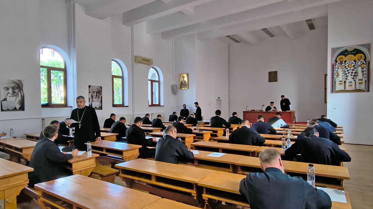 Examen pentru obținerea gradelor profesionale în preoție la București