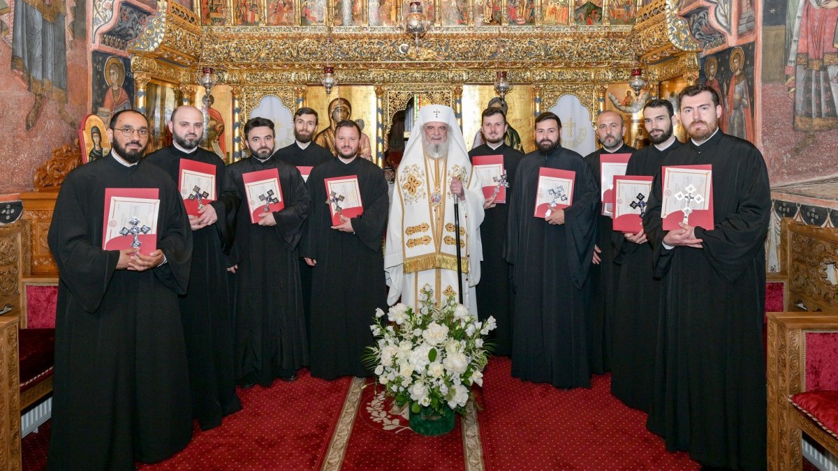 Hirotesii întru duhovnic la paraclisul Reședinței Patriarhale