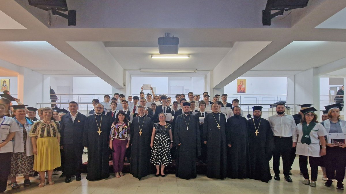 Festivitate de încheiere a anului școlar la Seminarul Teologic Ortodox din Bucureşti