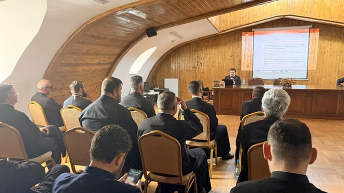 Conferință la Ploiești despre rolul colaborării dintre duhovnicie și psihiatrie în tratarea depresiei