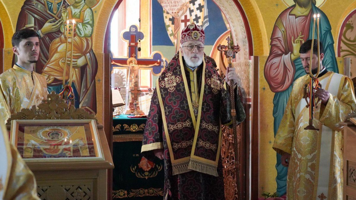Popas de rugăciune la Mănăstirea „Sfântul Ilie” - Paltinul