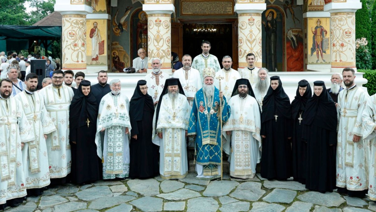 Moment de binecuvântare la Mănăstirea Icoana din Gorj