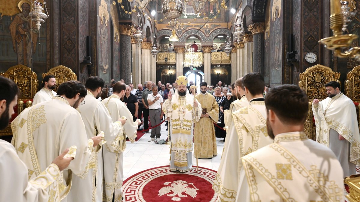 Sfinții Apostoli Petru și Pavel prăznuiți la Catedrala Patriarhală din București