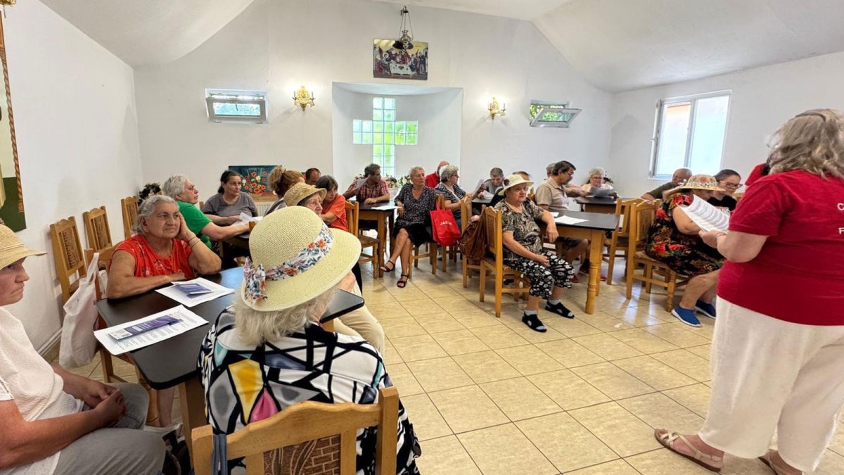 Întâlnire lunară a proiectului „Bătrânețe cu suflet de copil”