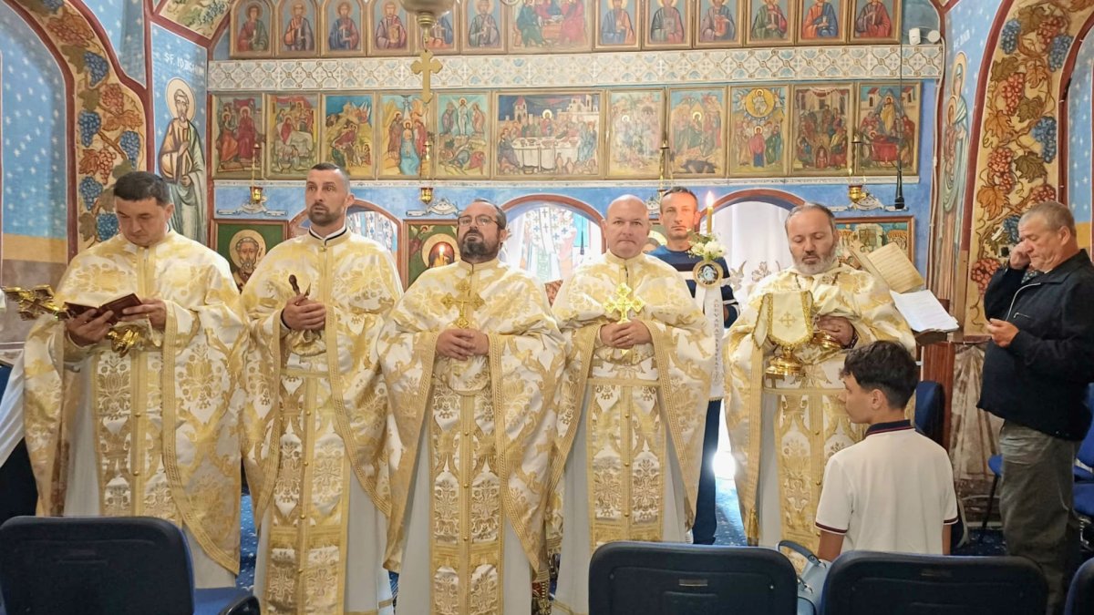 „Întâlnirea moților cu istoria” la Dupăpiatră-Cheia, judeţul Hunedoara