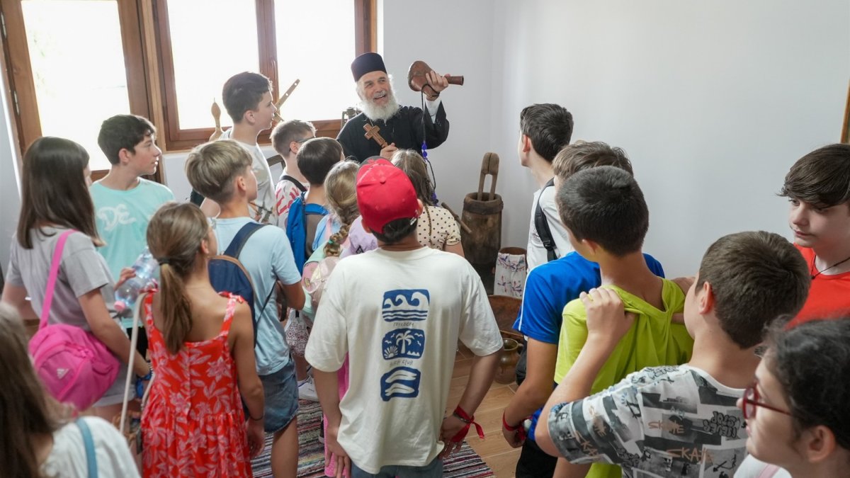 Școală de vară pentru 40 de elevi la Seminarul Teologic din Galați
