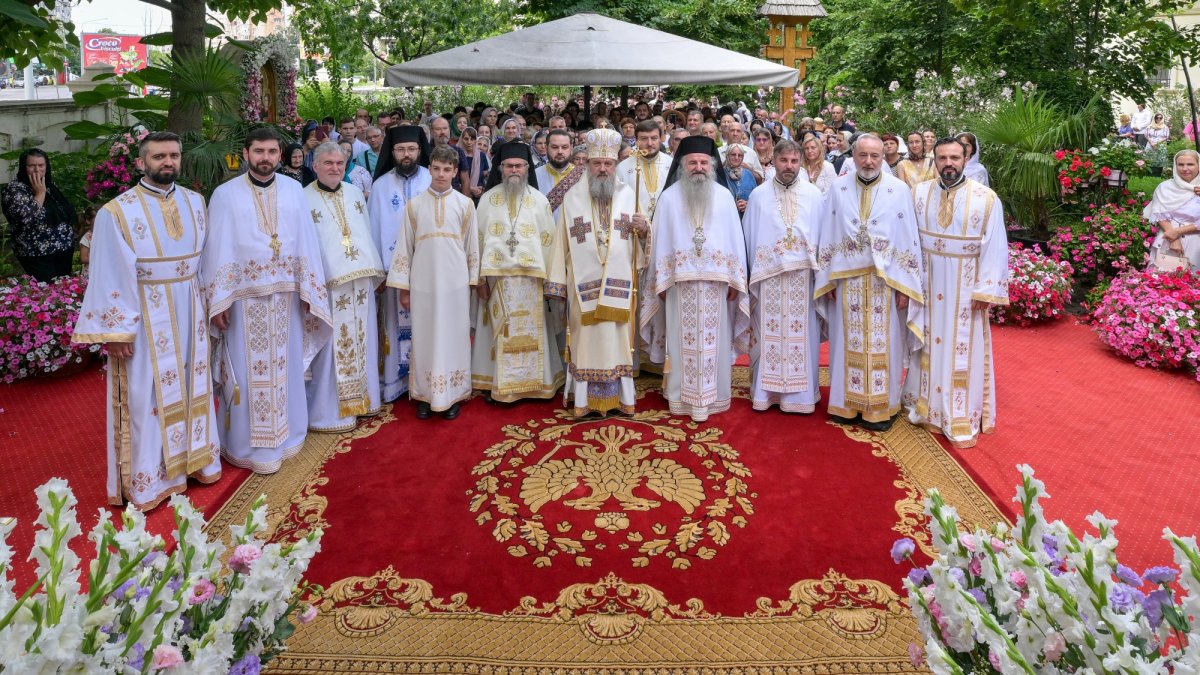Hramul de vară al Paraclisului Catedralei Naționale din București