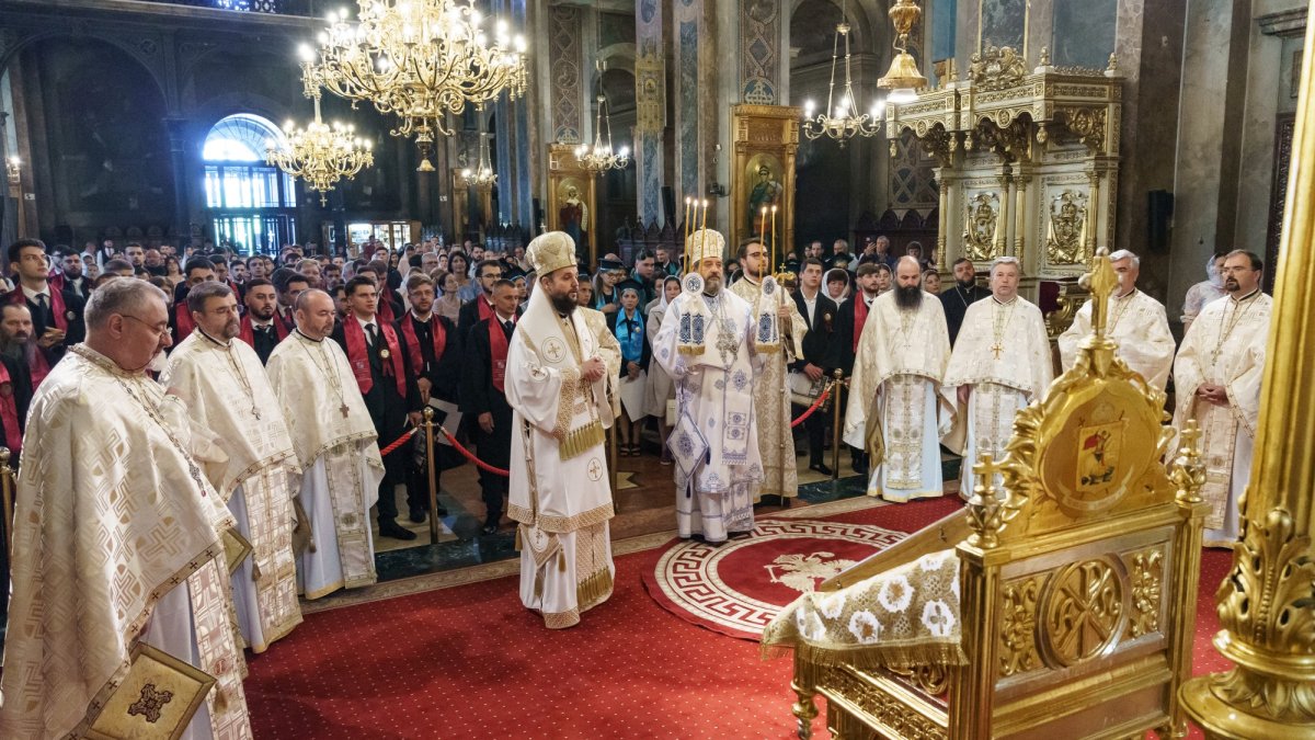 Jurământ de credință depus de studenții teologi la Iași