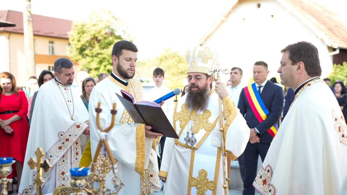 Binecuvântare arhierească în Parohia Românași, Protopopiatul Zalău