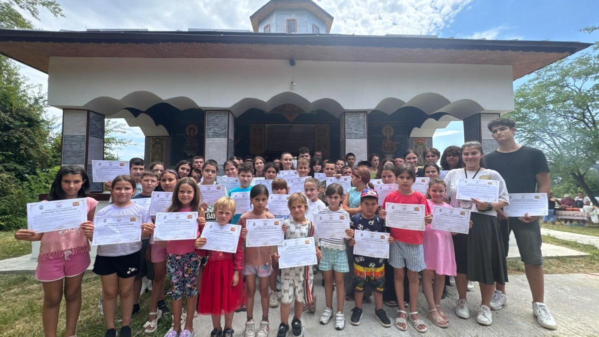Prima Tabără a „Micilor Apostoli” din acest an la Bulzești