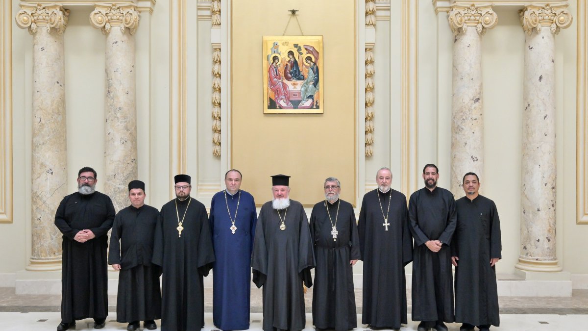 Preoți ortodocşi din America de Sud în vizită la Palatul Patriarhiei