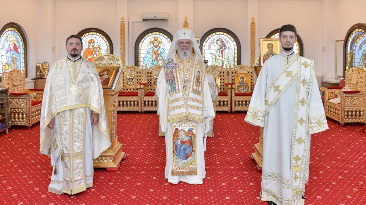 Zi de hram la Paraclisul „Sfântul Grigorie Luminătorul” din Reşedinţa Patriarhală