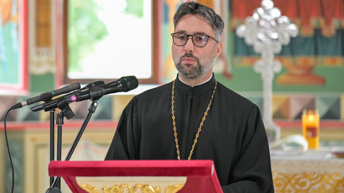 Contribuția Familiei, a Școlii și a Bisericii la educația creștină a copiilor și a tinerilor - o prioritate constantă a Părintelui Patriarh Daniel