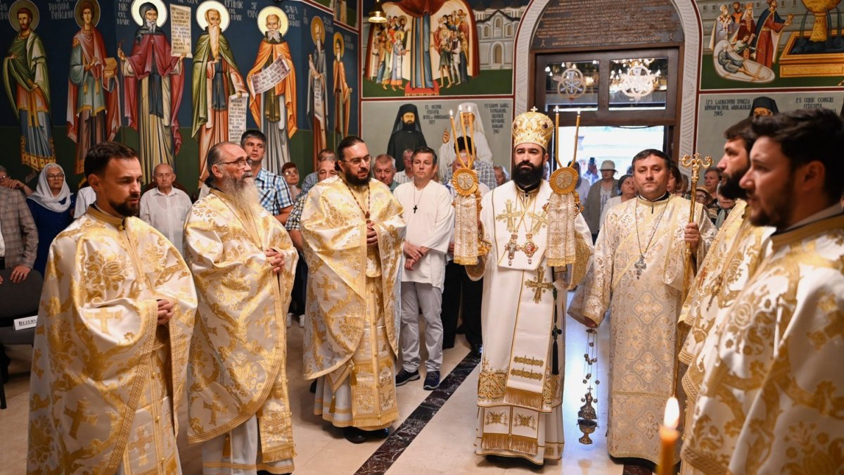Slujirile ierarhilor hunedoreni de sărbătoarea Sfântului Proroc Ilie Tesviteanul