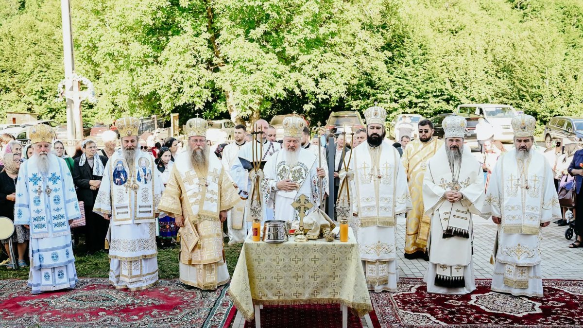 Sărbătoare în satul clujean Huta