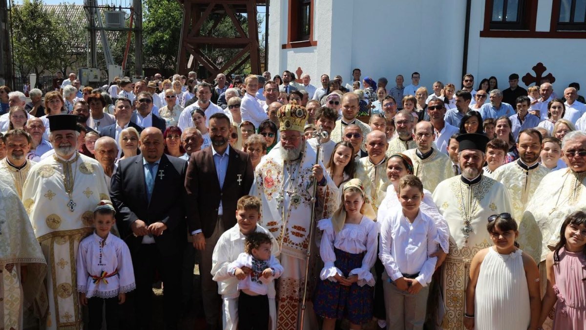 Târnosirea bisericii din Tămășești, comuna Ariniș, Maramureş