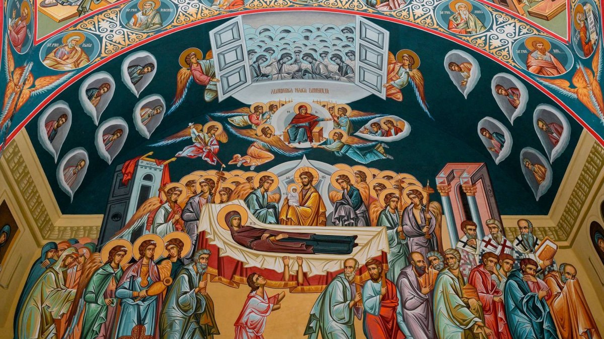 Vineri începe Postul Adormirii Maicii Domnului