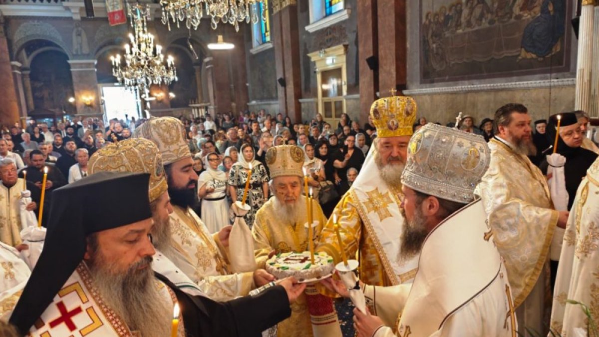 Pomenirea arhiereului Emilian Nica la Catedrala istorică din Arad