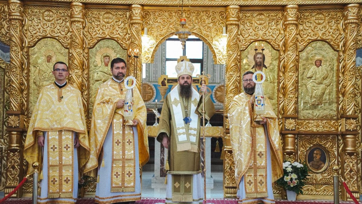 Rugăciune şi binecuvântare la Catedrala Episcopală din Zalău