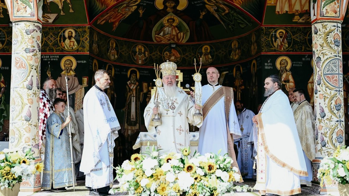Hramul Mănăstirii „Schimbarea la Față”‑Cheile Turzii