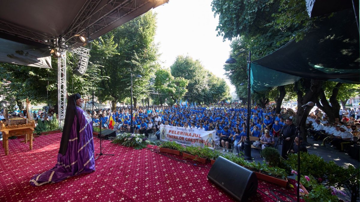 Pelerinajul tinerilor din Arhiepiscopia Târgoviștei