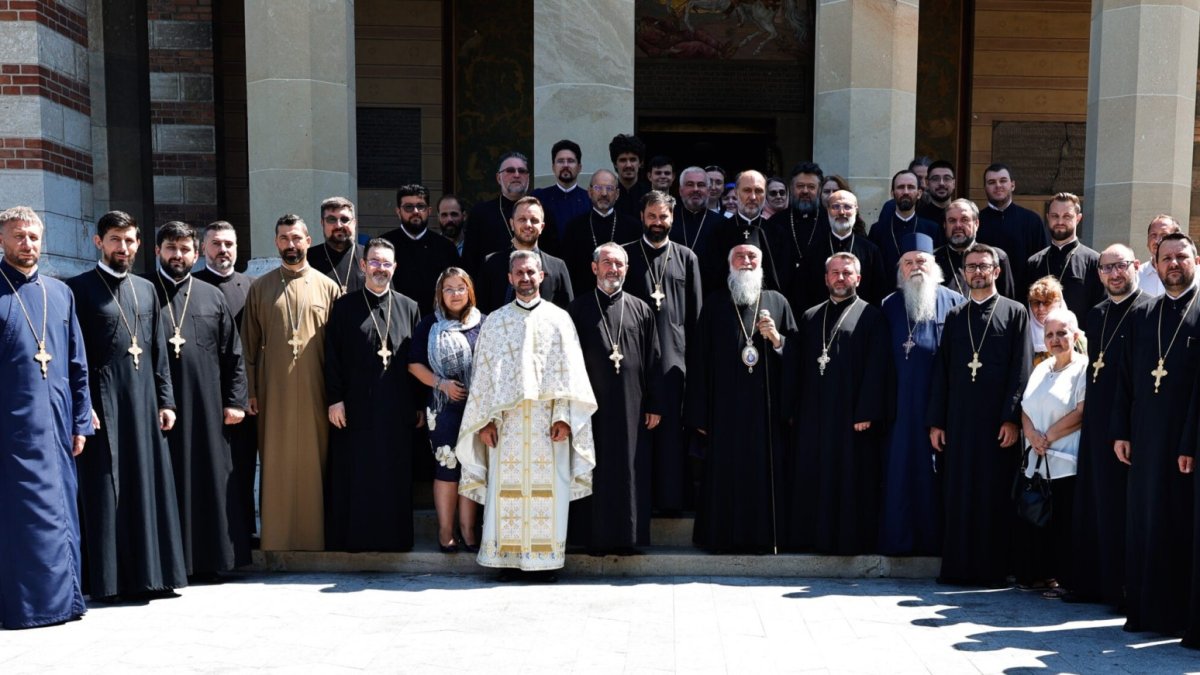 Sfântul Ierarh Nifon, cinstit la catedrala din Craiova