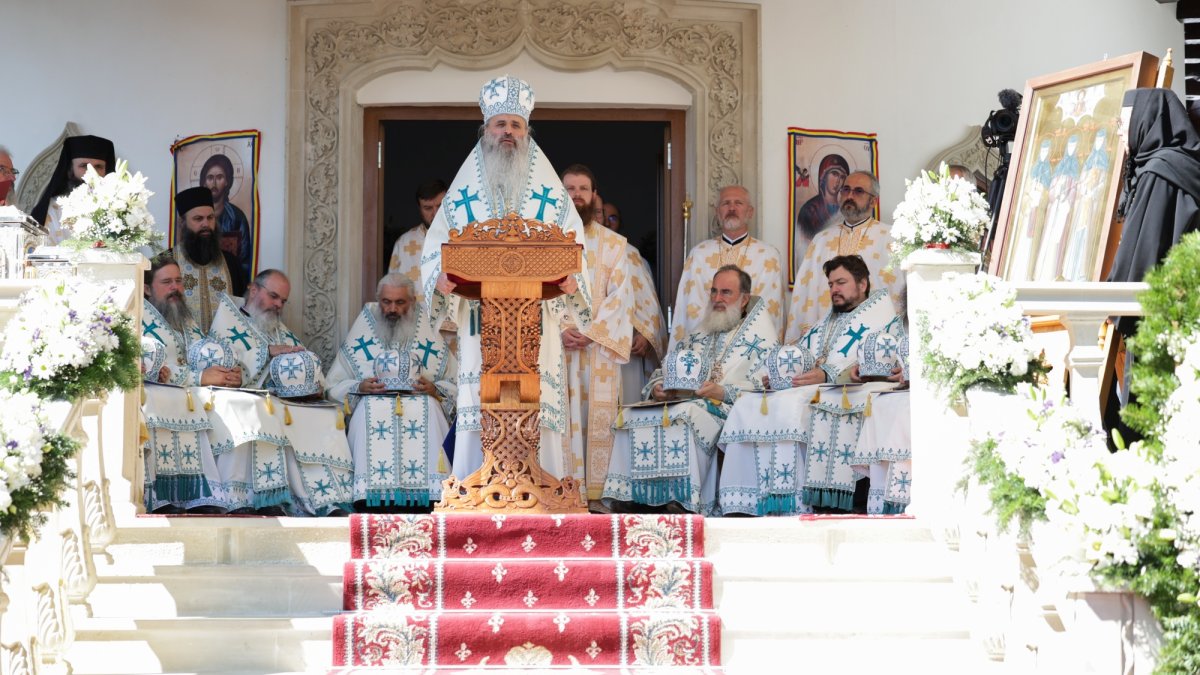Sfintele Cuvioase Nazaria, Olimpiada și Elisabeta de la Văratec - modele de rugăciune isihastă, hărnicie și milostenie