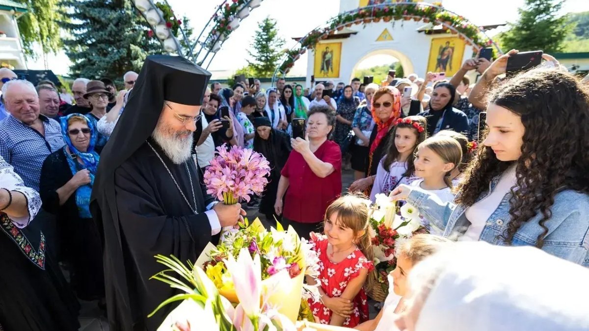 Mănăstirea vasluiană Moreni și-a sărbătorit ocrotitoarea