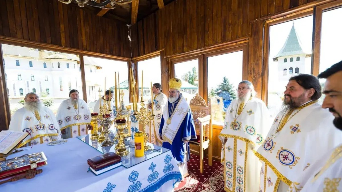 Mănăstirea vasluiană Moreni și-a sărbătorit ocrotitoarea